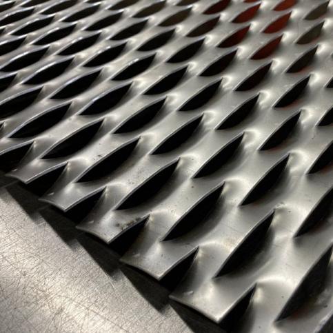 Product Spotlight: Louvre Expanded Metal Mesh